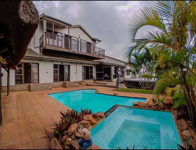 3 BEDROOM HOUSE FOR SALE IN BLUFF